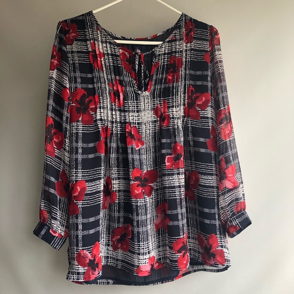 Tommy Hilfiger Tops - NWT Tommy Hilfiger babydoll blouse